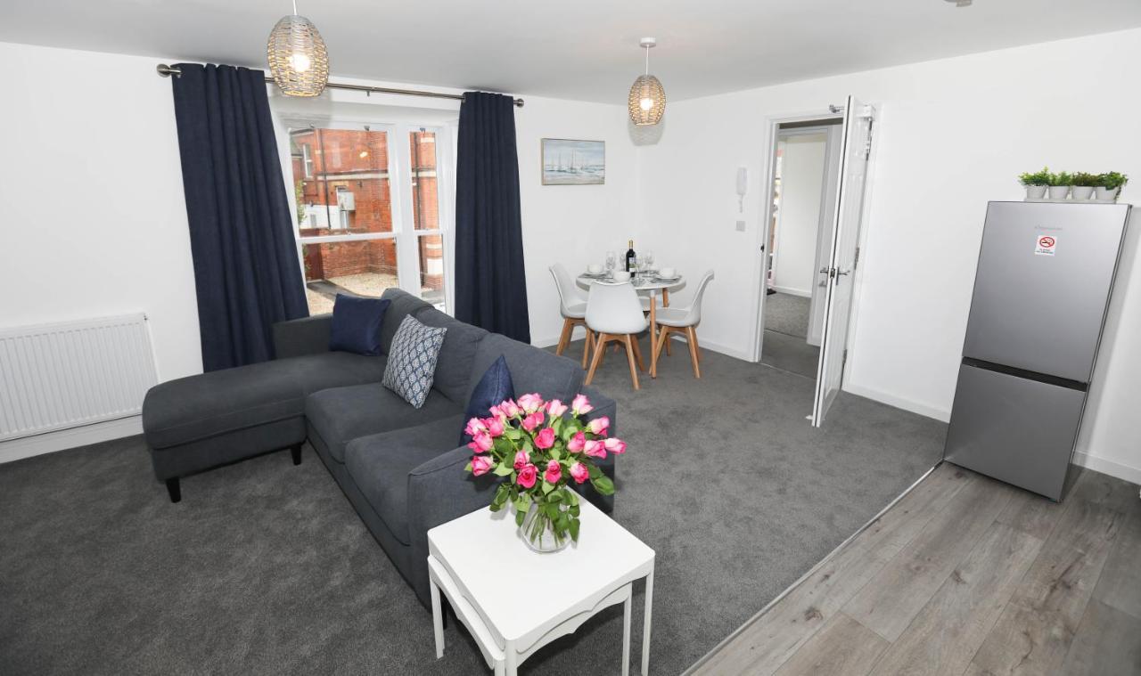 Exmouth - Apartment 2, Strand House - Modern 2 Bedroom Apartment, Perfect Location For Access To Beach & Town Centre - Sleeps 4 Guests - Hosted By Rentmyhouse Esterno foto