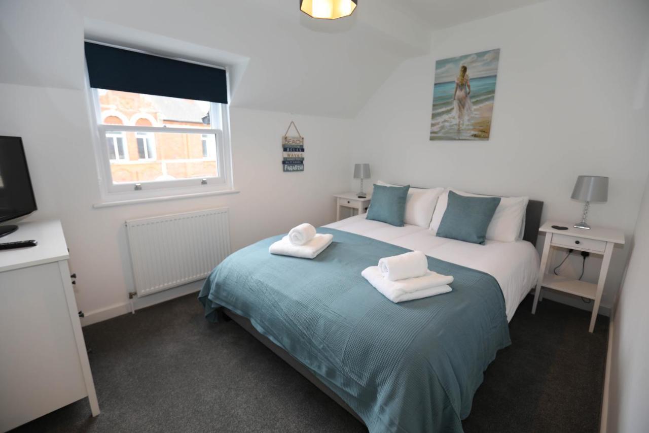 Exmouth - Apartment 2, Strand House - Modern 2 Bedroom Apartment, Perfect Location For Access To Beach & Town Centre - Sleeps 4 Guests - Hosted By Rentmyhouse Esterno foto